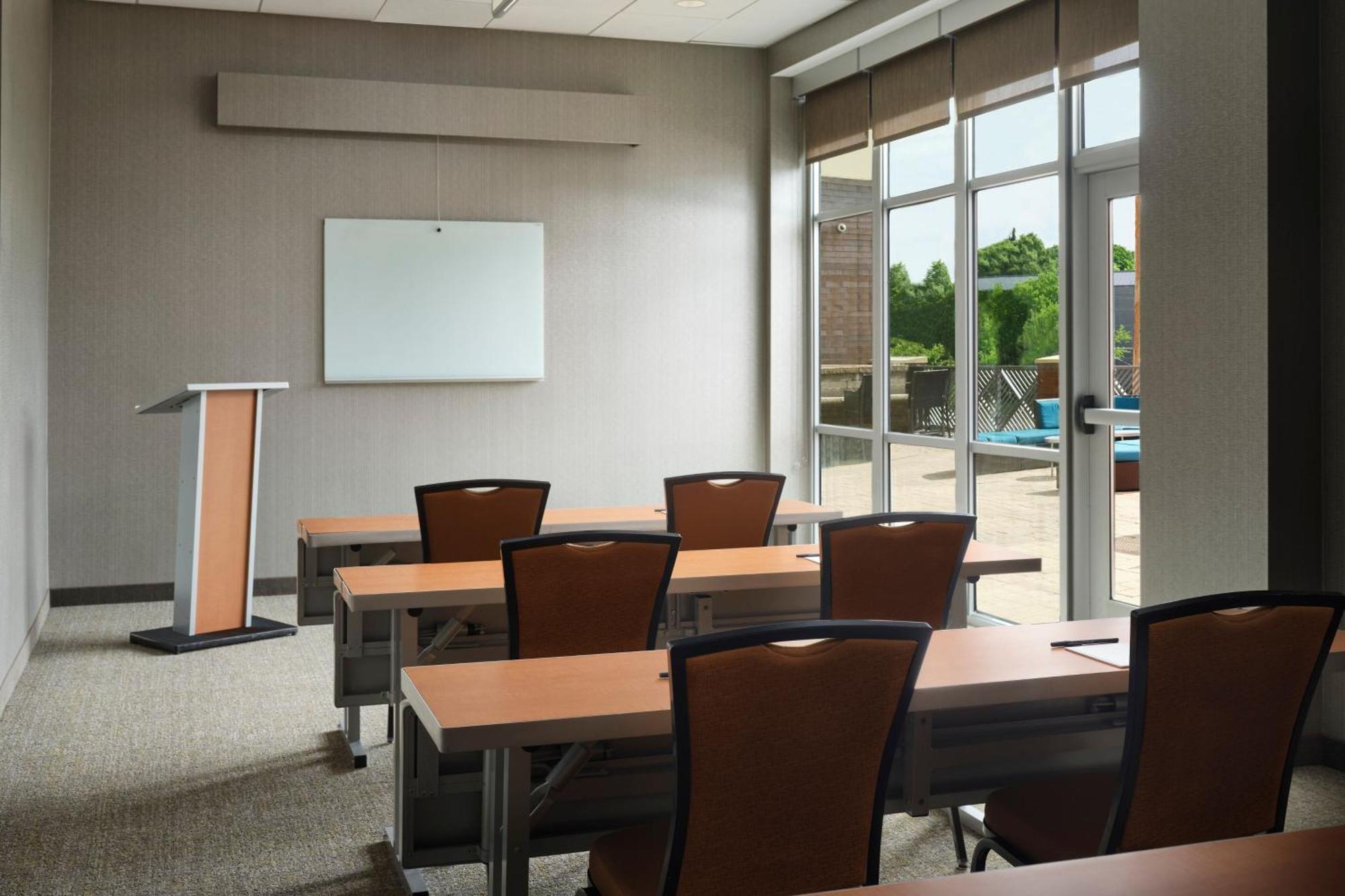 Springhill Suites By Marriott Pittsburgh Mt. Lebanon מראה חיצוני תמונה